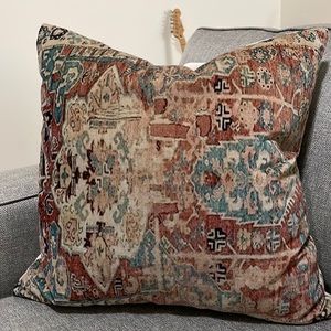 Pottery Barn Basilia Velvet Pillow Cover - 22 in. (Total: 2)